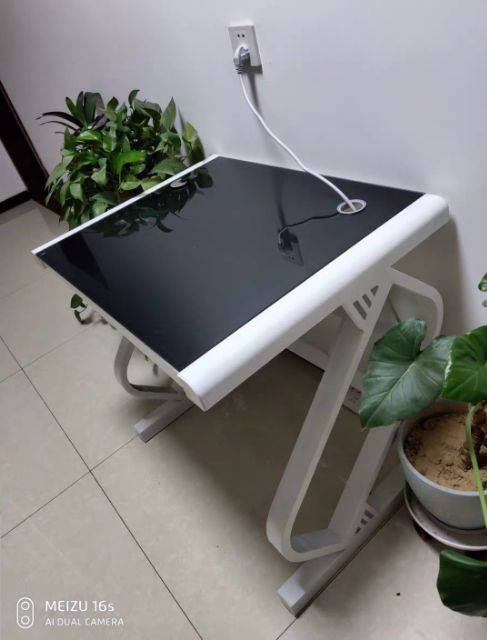 Sẵn,Bàn Kính Cường Lực Tiêu Chuẩn  3C Chân Z 120cm