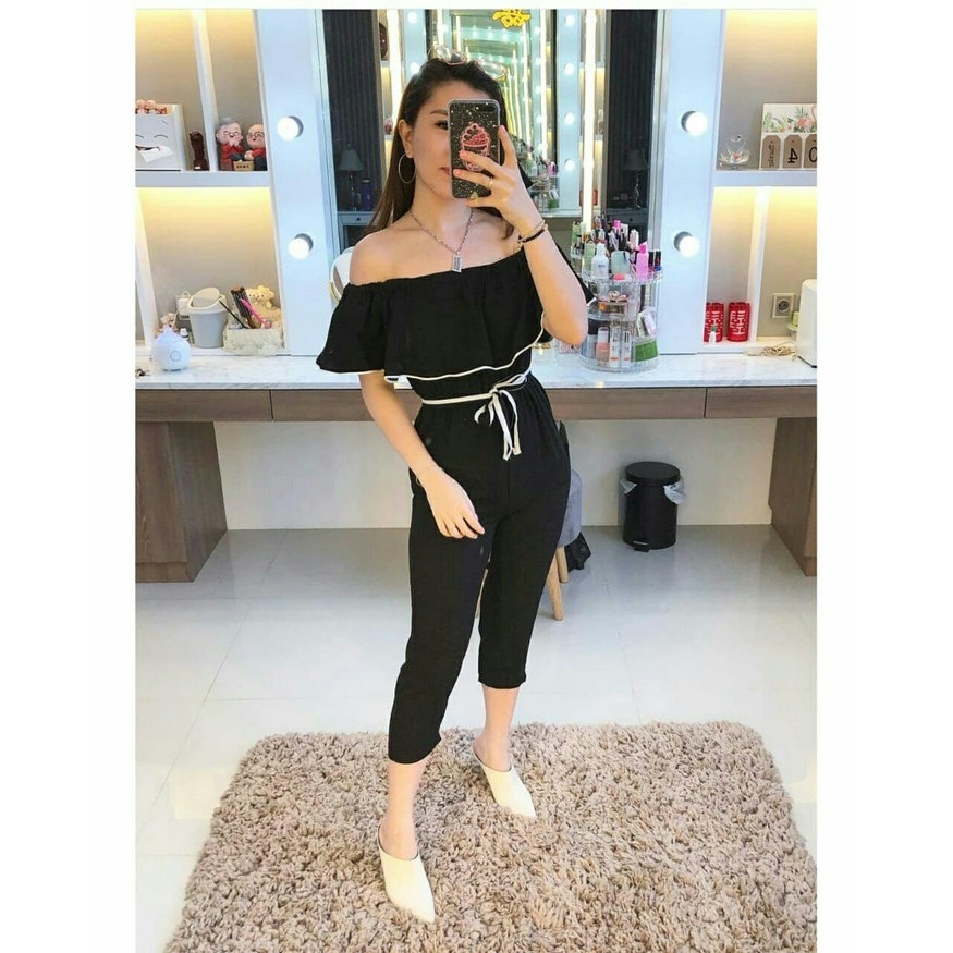 Quần Yếm Họa Tiết Sọc Caro Màu Đen AK932 0140