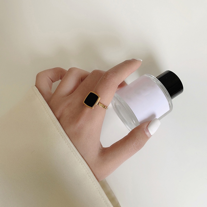 Vòng cổ Thời Trang Gọn Nhẹ