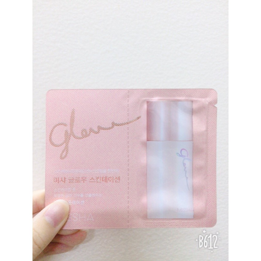 Sample Kem nền Missha Glow Skindation