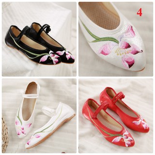 Giày thêu hoa sen bông nở cổ trang