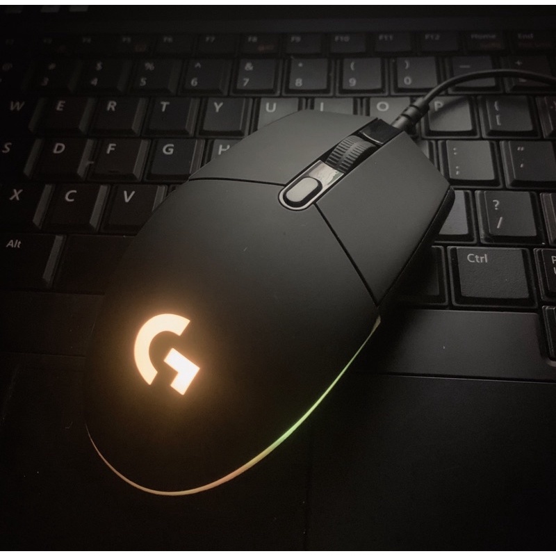 CHUỘT GAMING G102 8000 DPI LED RGB