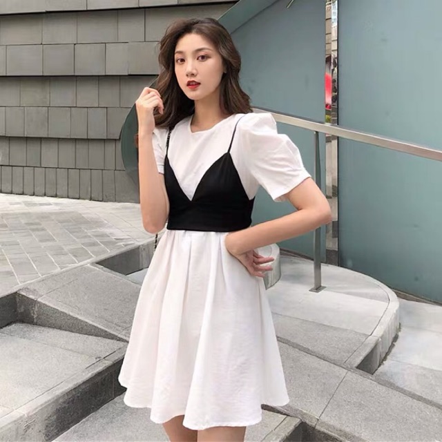 Váy xoè kèm yếm xinh xắn phong cách sang chảnh dự tiệc, dạo phố Hàng Quảng Châu