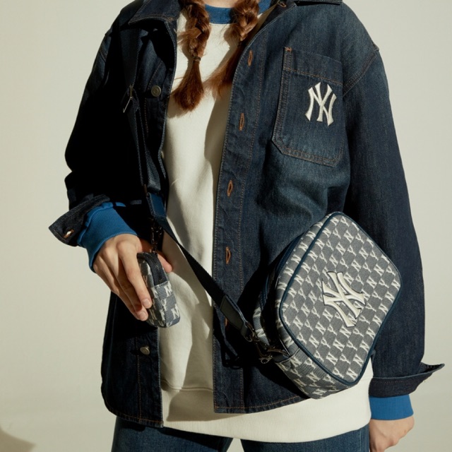 Túi đeo chéo MLB monogram hàng có sẵn