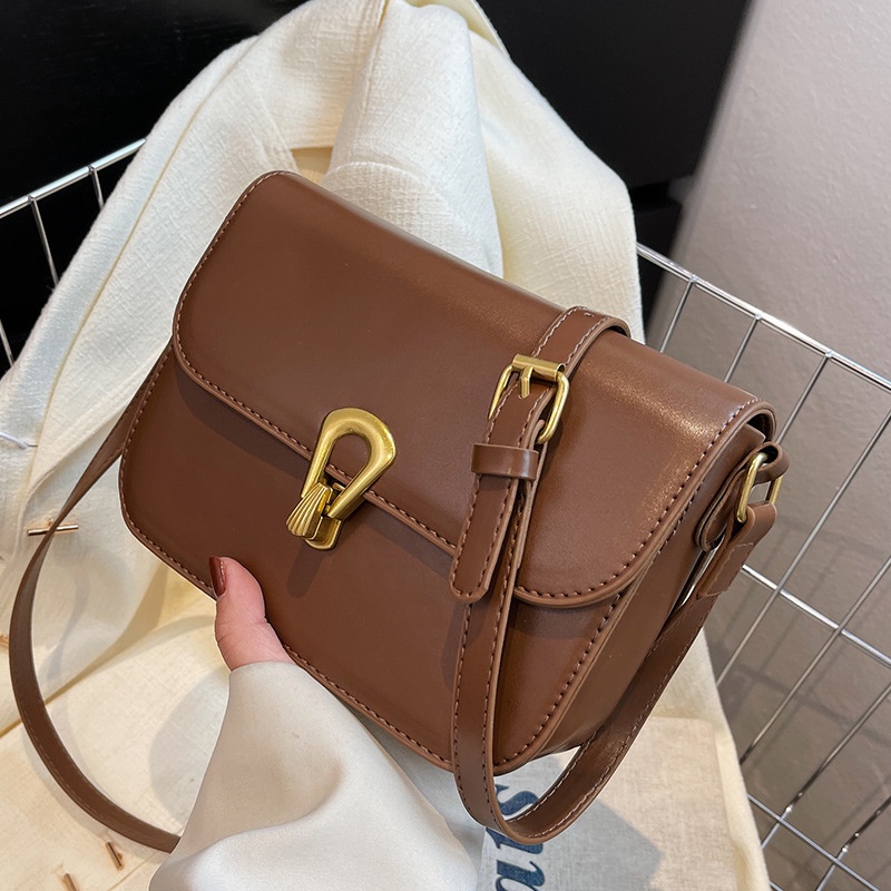 Túi xách nữ đeo chéo hàng cao cấp chất da mềm mịn tuyệt đẹp Capucha T149