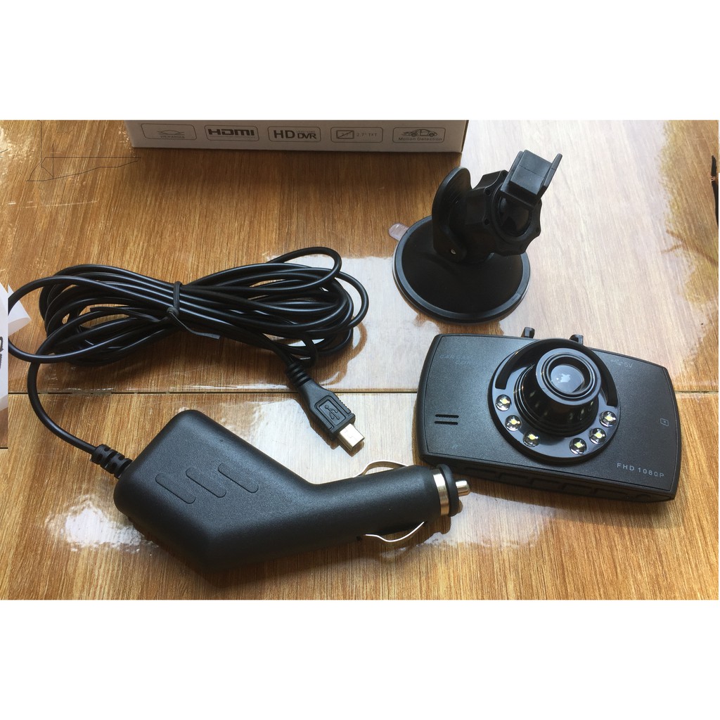 Máy quay camera hành trình lắp đặt trên oto 2,7 inch FULL HD | BigBuy360 - bigbuy360.vn
