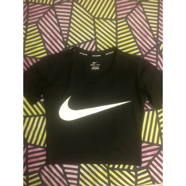 Áo croptop Nike hàng vnxk size S