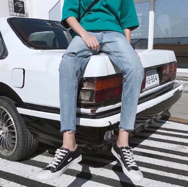 Quần baggy jeans rách gối