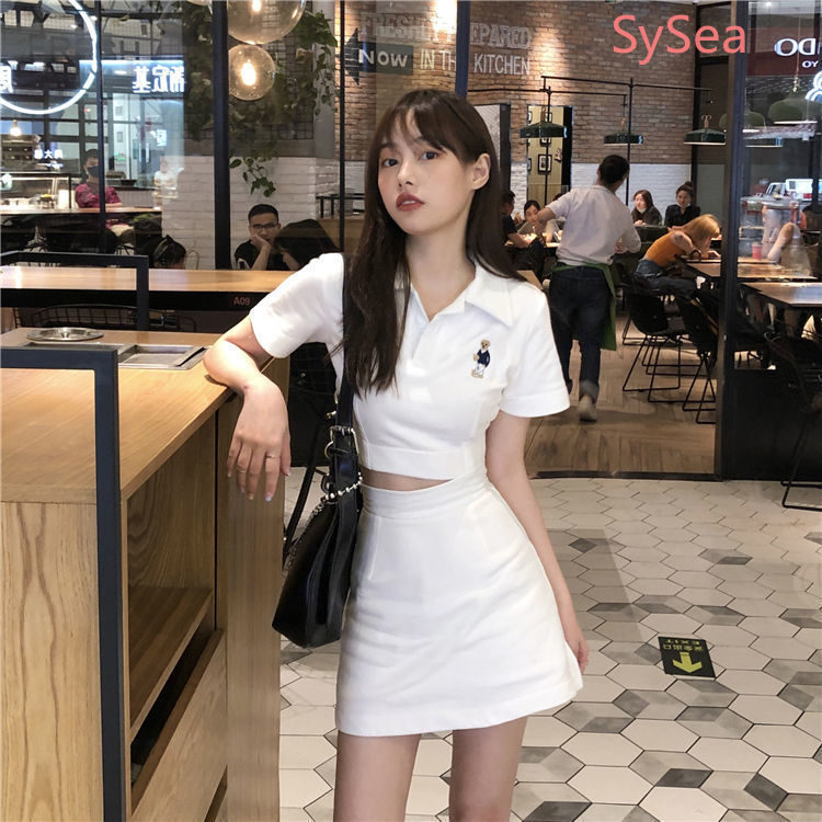 Bộ Áo Croptop Ngắn Tay + Chân Váy Lưng Cao Xinh Xắn Dành Cho Nữ