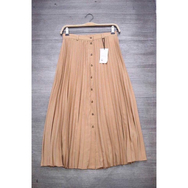 Chân váy Stradivarius xếp ly chuẩn xịn