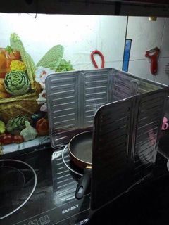 Tấm chắn dầu mỡ