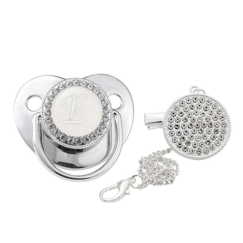 Núm Ti Giả Bằng Silicone Đính Đá Pha Lê 26 Chữ Cái Cho Bé