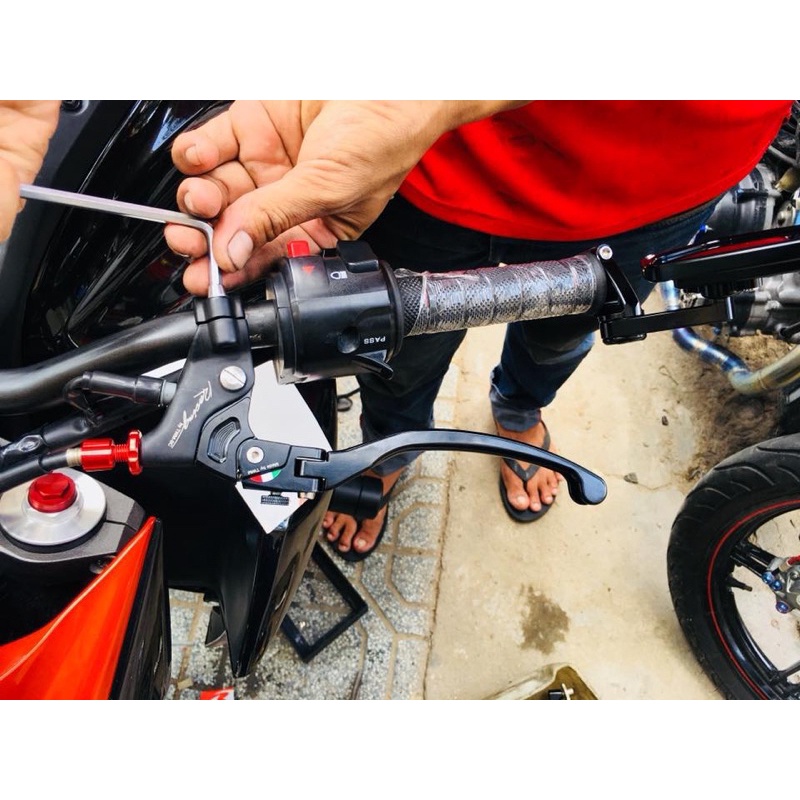 Tay côn TWM chính hãng 100%