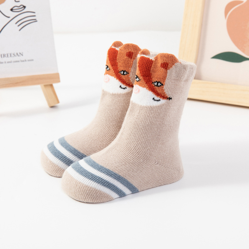 Vớ chống trượt họa tiết hoạt hình 3D đáng yêu thời trang dành cho trẻ em