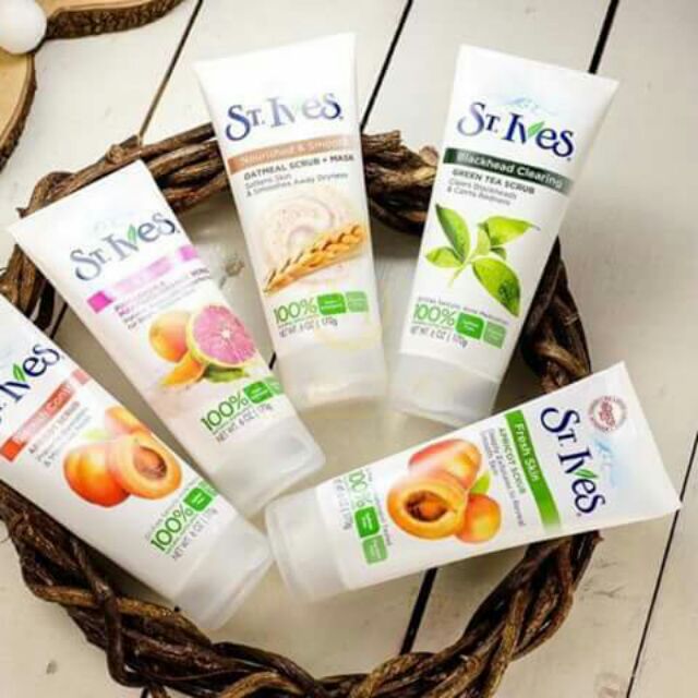 SỮA RỬA MẶT TẨY DA CHẾT ST.IVES