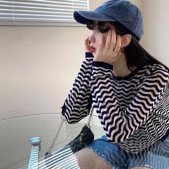 【ZHELIHANGFEI】 / Áo Thun Dáng Rộng Họa Tiết Sọc Ngang Màu Sắc Tương Phản Phong Cách Hong Kong Thời Trang Mùa Hè Cho Nữ