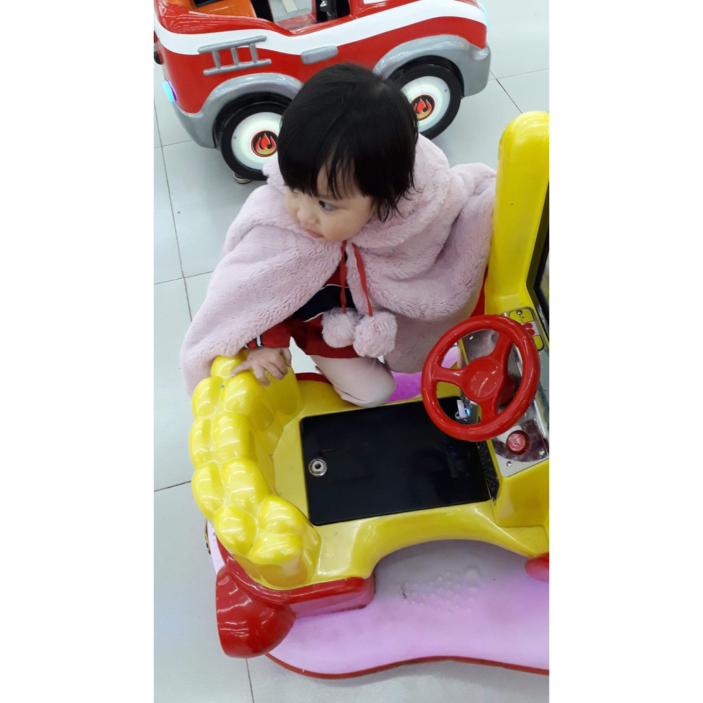 Áo choàng lông cừu 2 lớp màu hồng siêu ấm, siêu mềm cho bé từ 6kg đến 14kg. Áo đi xe máy.