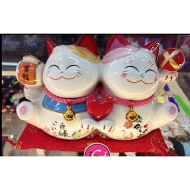 Mèo thần tài - Maneki Neko (lan vu)