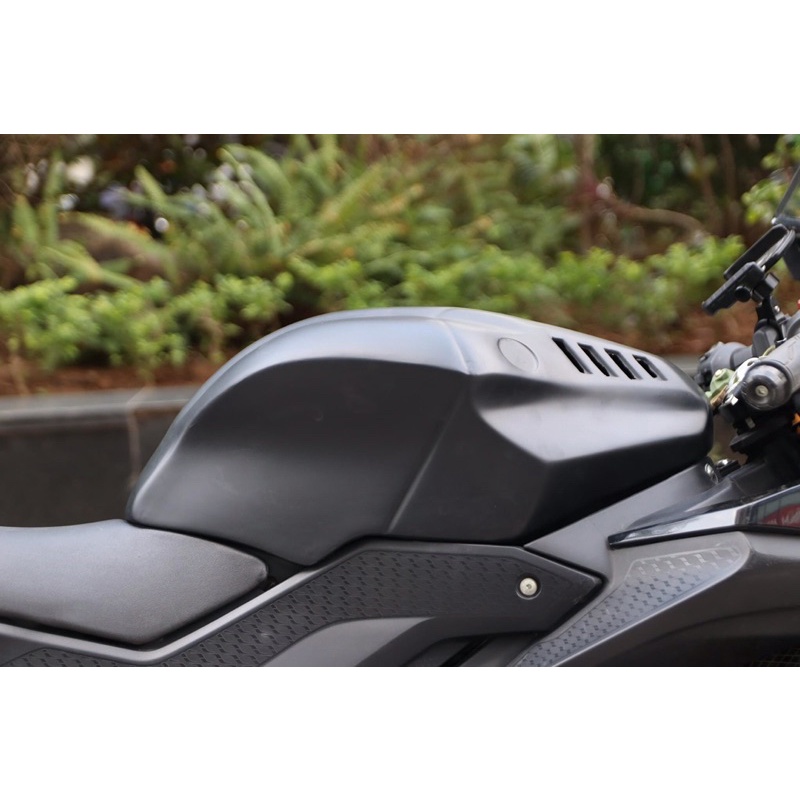 Ốp bình xăng R1 cho Yamaha R15v3
