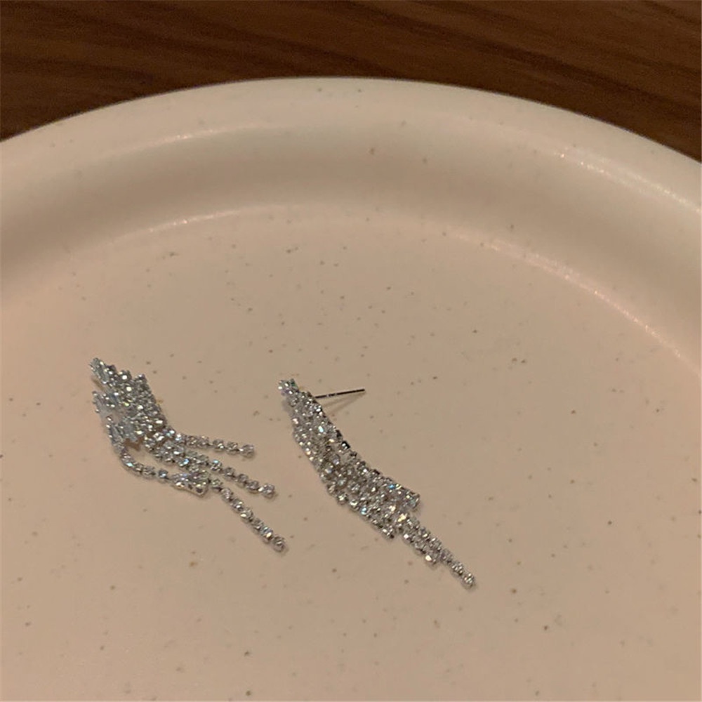 Bông Tai Mạ Bạc Dáng Dài Đính Đá Thanh Lịch Cho Nữ