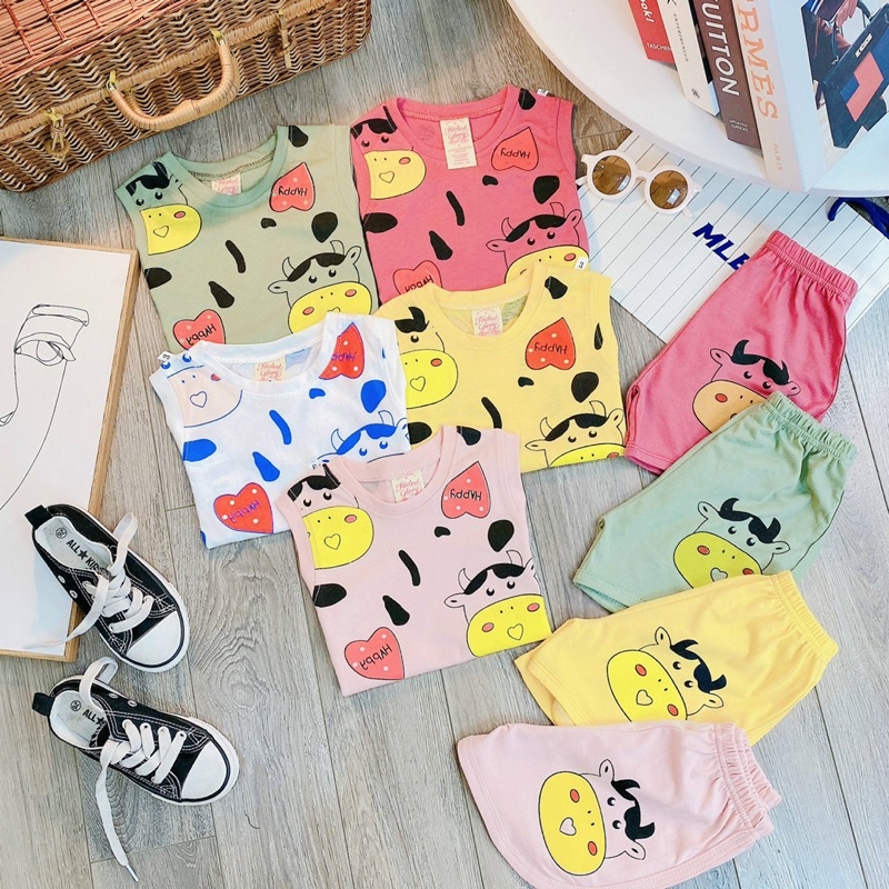 Bộ bò sữa quần vạt bầu cho bé