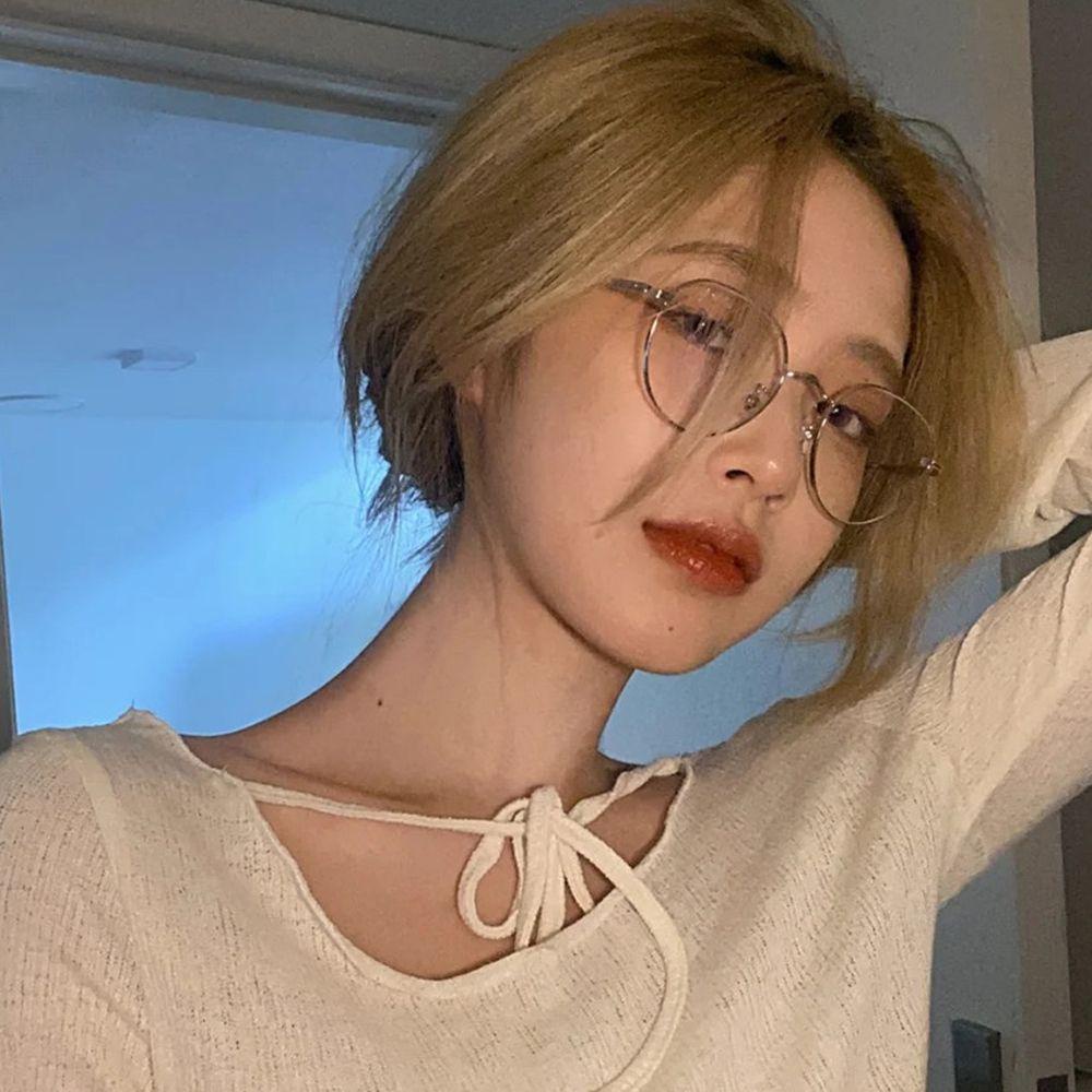 Kính Đọc Sách Gọng Kim Loại Tròn Mỏng Nhẹ Chống Ánh Sáng Xanh Phong Cách Hàn Quốc Thời Trang Thanh Lịch Cho Nữ