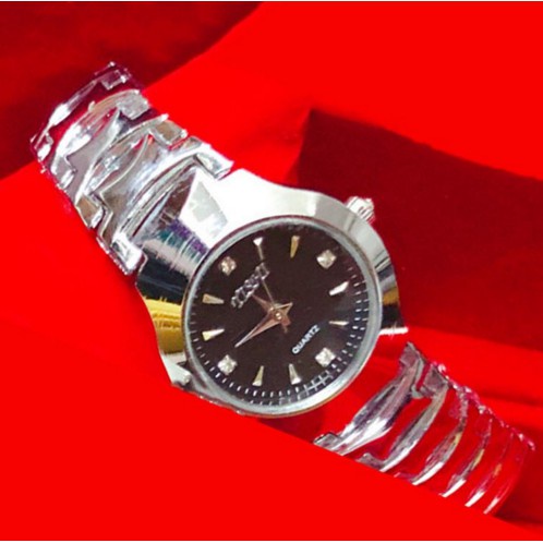 Đồng Hồ Cặp Đôi Nam Nữ Dây Kim Loại Yishi Mạ Bạc Thòi Trang Cực Đẹp - Hazo