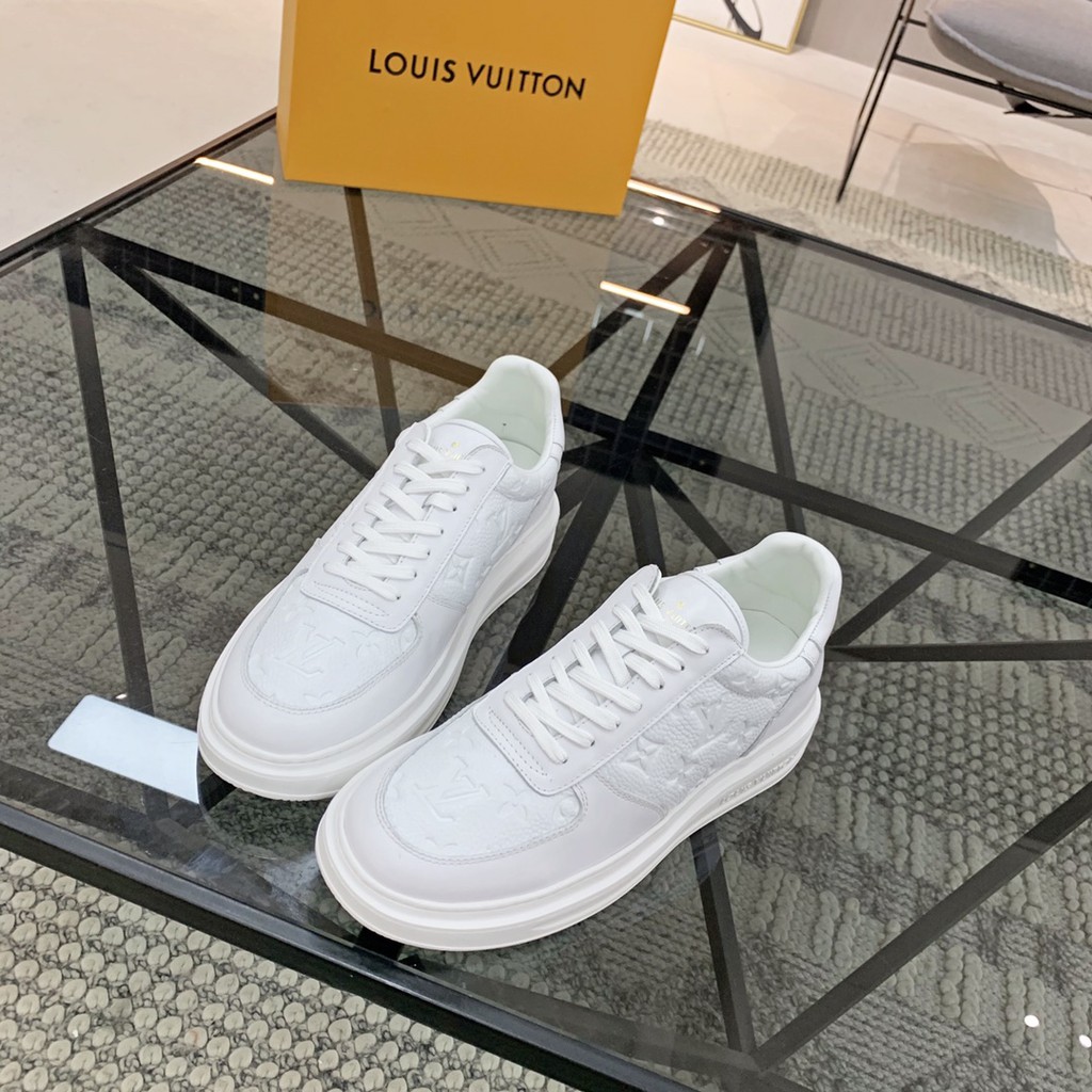 Giày sneaker nam da thật Louis Vuitton LV mặt da in nổi họa tiết độc đáo, giày đơn sắc đơn giản kết hợp với nhau hài hòa