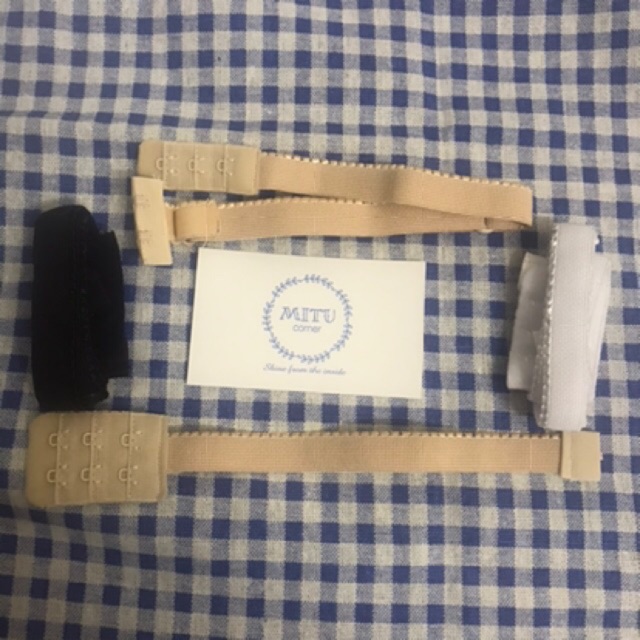 Dây nới áo hở lưng