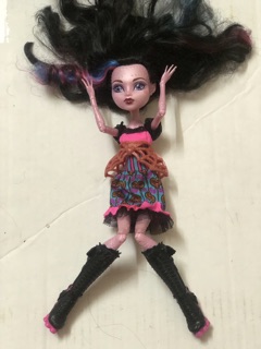 Búp bê monster high