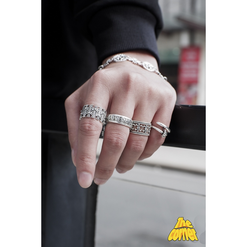 Nhẫn Chrome Heart Freesize Titan mạ bạc 925