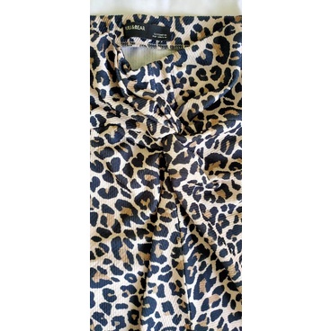 Chân váy Pull&Bear sz Xs, new 99%