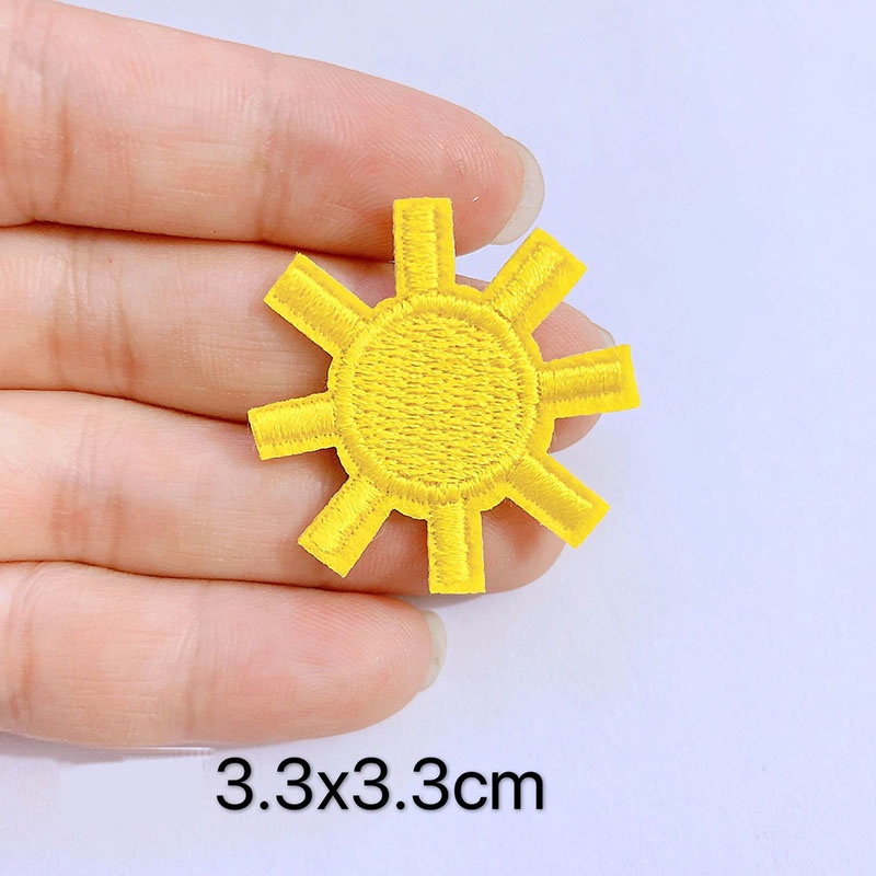 1 Miếng Vá Quần Áo Trẻ Em Hình Mặt Trời / Mặt Trăng / Gấu Trúc Dễ Thương DIY