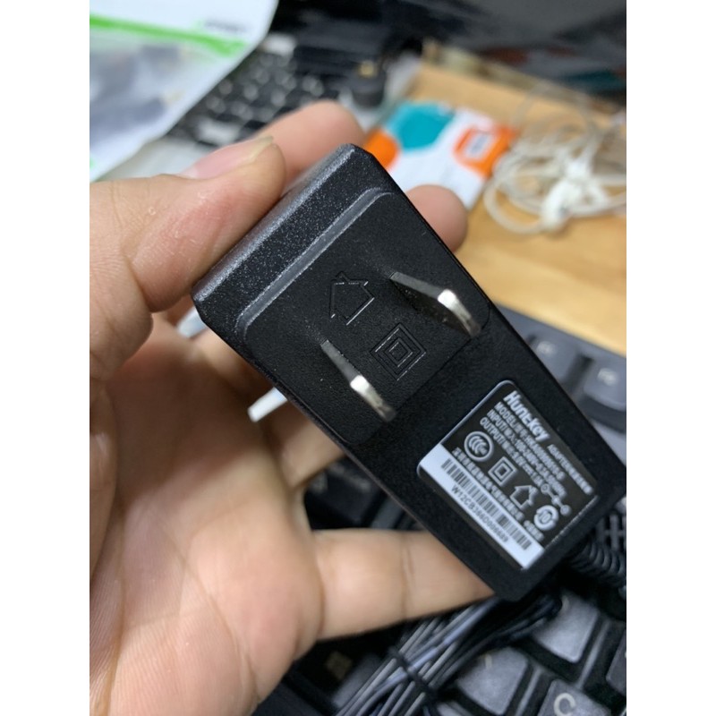 Sạc máy pos S90 hiệu huntkey Đài Loan. bảo hành 1 năm. 1 đổi 1