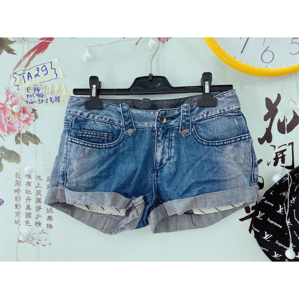 quần short size 27,28. TA29