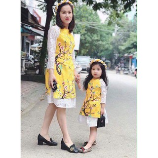Áo dài phối ren cho mẹ và bé