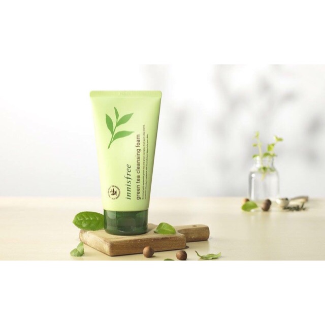 SỮA RỬA MẶT INNISFREE GREEN TEA CLEANSING FOAM