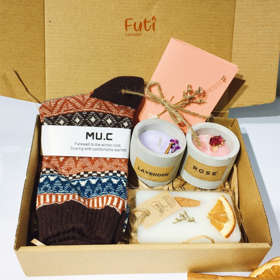 Hộp quà tặng vớ và nến thơm dễ thương, ý nghĩa, Set quà giữ ấm tặng bạn gái The Night Box