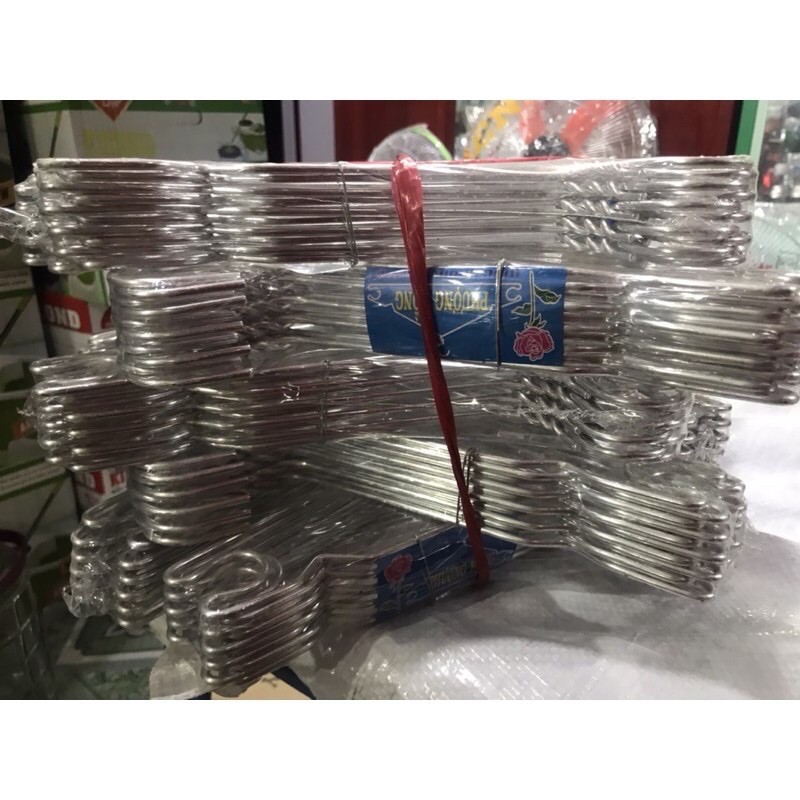móc cồ dày cứng