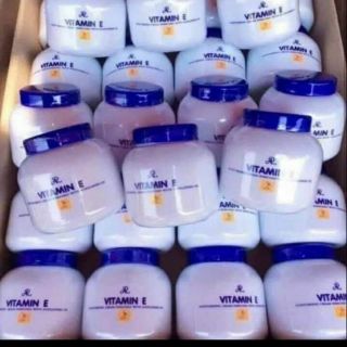 Kem dưỡng ẩm Vitamin E thái Lan