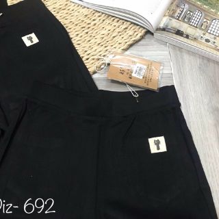 Quần legging hàn mác mèo hàng QCL1