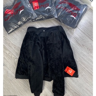 áo khoác bomber đen