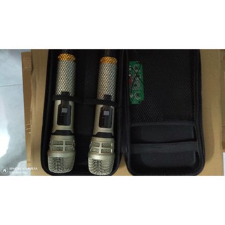 Micro  không  dây  UHF cao cấp