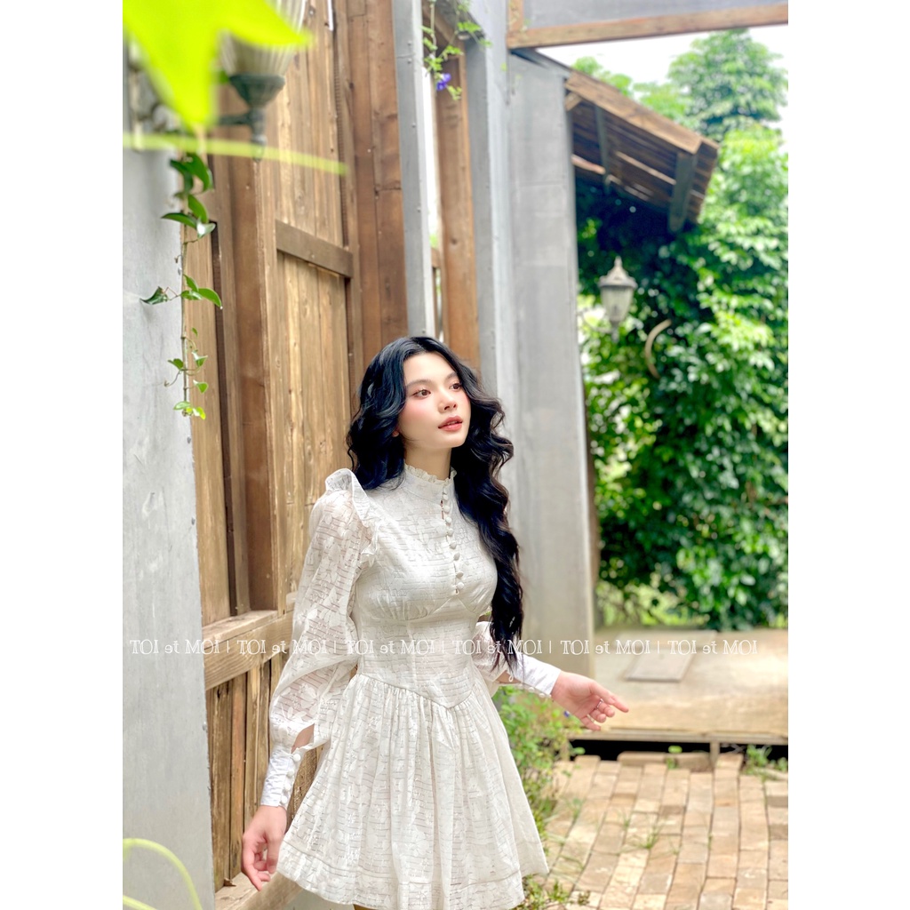 VÁY TRẮNG TƠ HOA CHERINE_TOI et MOI