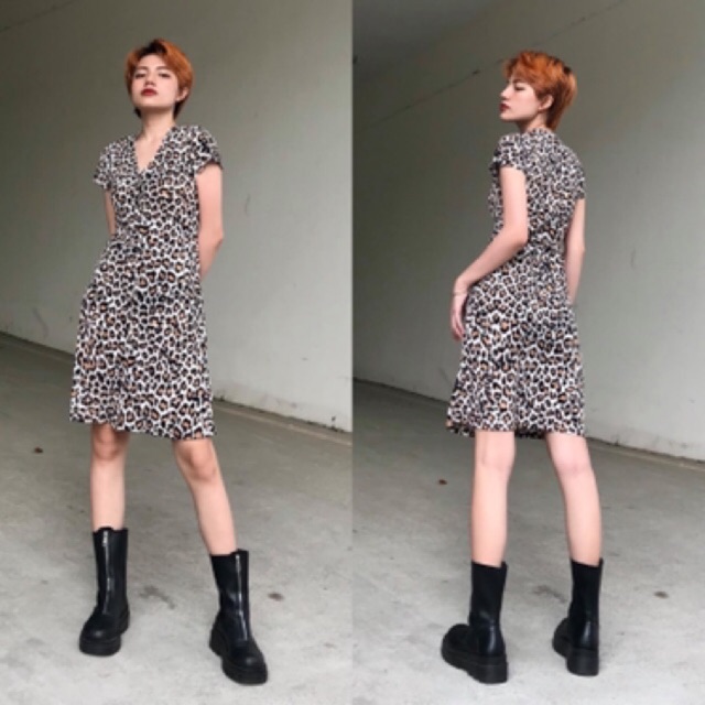 Đầm Beo Suông Phối Nút (kèm belt) BELLE LOOKS