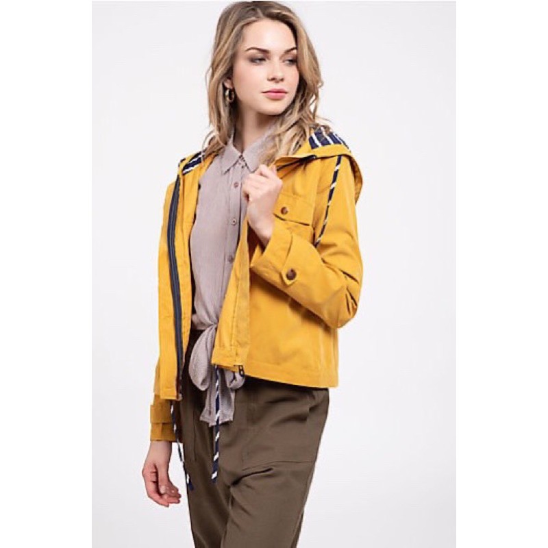 Combo 2 áo khoác có mũ MINE | BigBuy360 - bigbuy360.vn