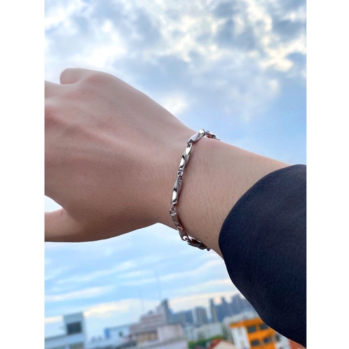 Vòng Tay Lắc Tay Nam Nữ Thép Titan Không Gỉ Dáng Chuỗi Xoắn B22