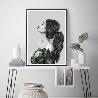 Tranh canvas treo tường cô gái - 40x60cm