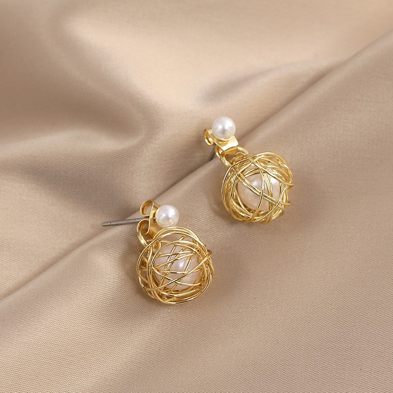 Khuyên Tai Nữ Trang Dáng Tròn Phong Cách retro