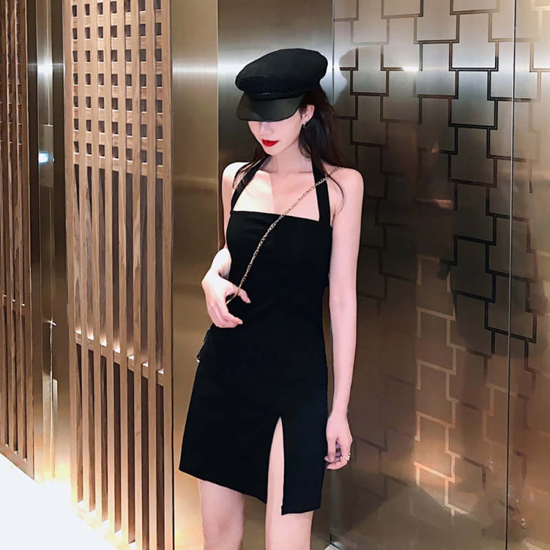 Đầm Ôm Cổ Yếm Thiết Kế Xẻ Tà Quyến Rũ Cho Nữ